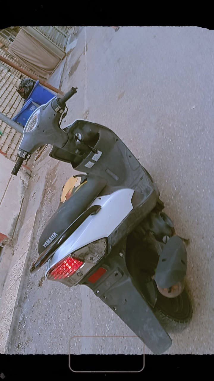 سلام عليكم دراجه ماكس عدله 
الدراجه مال رمبه  صالي شهر من نزلته الدراجه مكفوله كفاله 
عامه كلشي شغال بيه من كهربائيات من هندر أو سلف 
الدراجه برغي مامفتوح بيه مكاني بغداد سبع ابكار الاستفسار عله رقم/***********/
