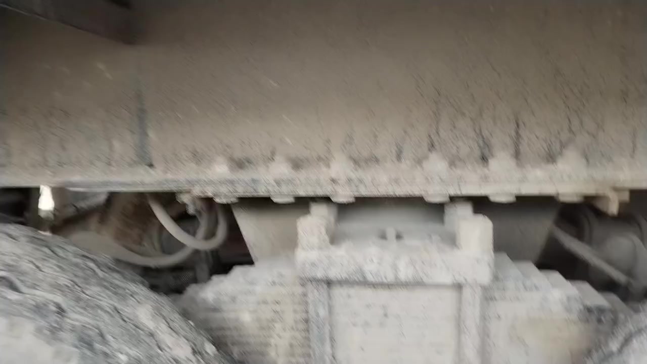 للبيع عربانه ماموت موديل ١٠ تخم تاير السعر ١٤٠ وبيه مجال الرقم ***********
