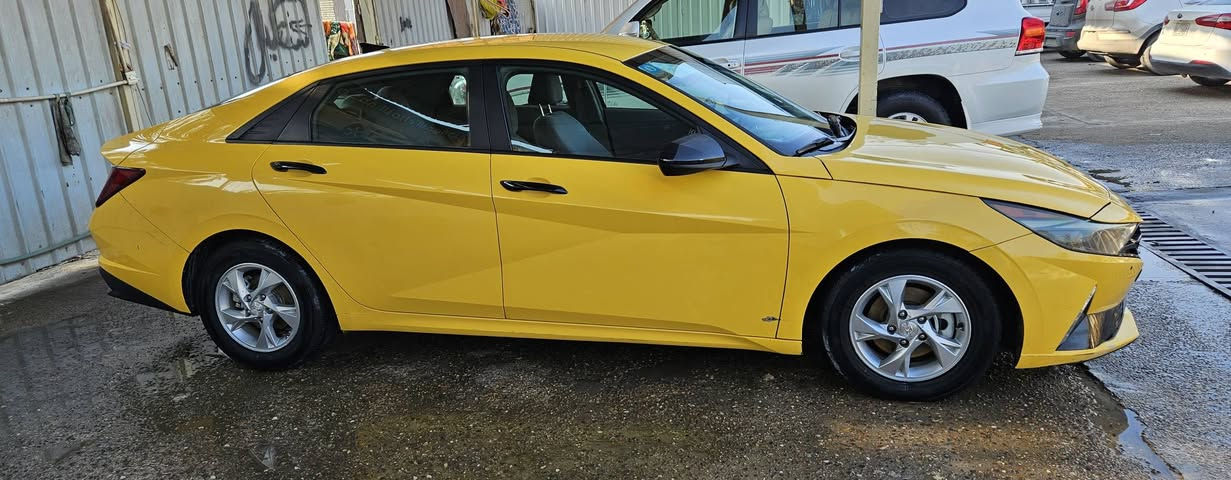 النترا موديل ٢٠٢٢ بدون تبديل بدون ايرباك بنيد نفسه معدل السيارة كلها ليبل واحد مواصفات تحكم ستيرن رادار خلفي جانبي السعر ١٥٢ رقم بغداد  باسمي للاتصال *********** السيارة موجودة في كربلاء
