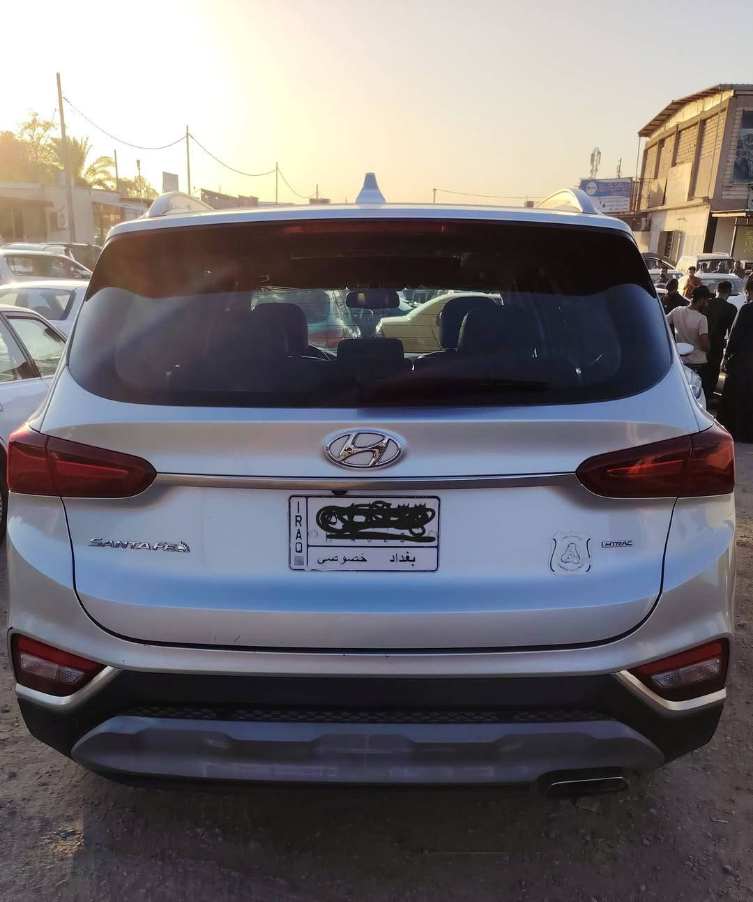 السلام عليكم  تحيه طيبه ❤️‍🩹سنتافي 2019 امريكي 2400 GDi  فولل للاخير سياره بغداد مشروع وطني بسمي 5راكب  السياره بيهه ربع الجاملغ وربع البنيد والبنيد مصبوغ كله وبيهه بارد مثل ما موضح بل صور 
.بصمه 
بنراما
كشنات جلد 
تدفئه كشنات 
جنطه كهرباء 
نضام ترحيب 
شاشه جبيره 
كير طياره 8 نمر
ثلاث انضمه قياده 
كامره دواره 
6 كامرات 
سماعات Nefanti 
لايت زنن
هاند بريك دكمه 
ويل كب 
رادارت 
كشنات كهرباء 
السياره ترهم مراوس بسورنتو 
***********
 سعر مناسب كلش جوه السوك 155 مع المجال ماكو هيج سعر بل سوك سعر النتره
