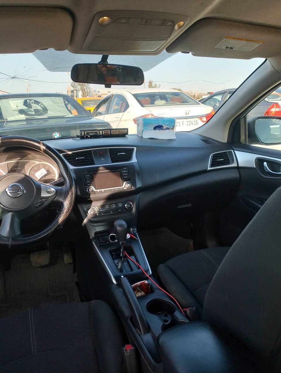 السلام عليكم ورحمة الله 
نيسان سنترا 2018 كير ومحرك شرط تحويل ثاني يوم بيها صبغ بل الباب الخلفي قليل والباقي كلين للاستفسار اكثر
اتصال ***********
