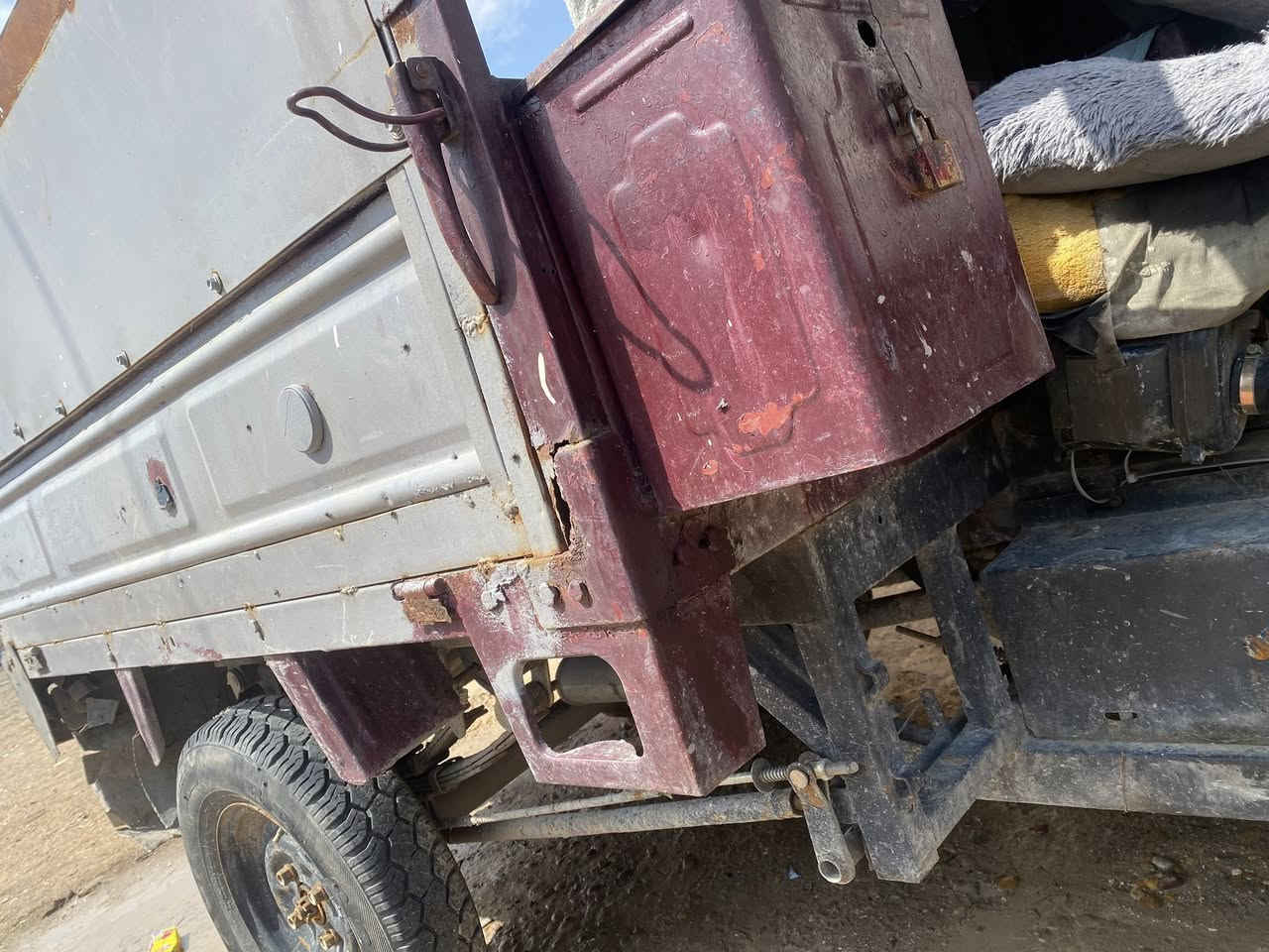 سلام عليكم ستوته امتيار وراق كامله نكره سلف بيها محرك جمره 23 سعر 750 وبيها مجال لطيبين عيدكم مبارك مكاني دوره ابو دشير ***********
