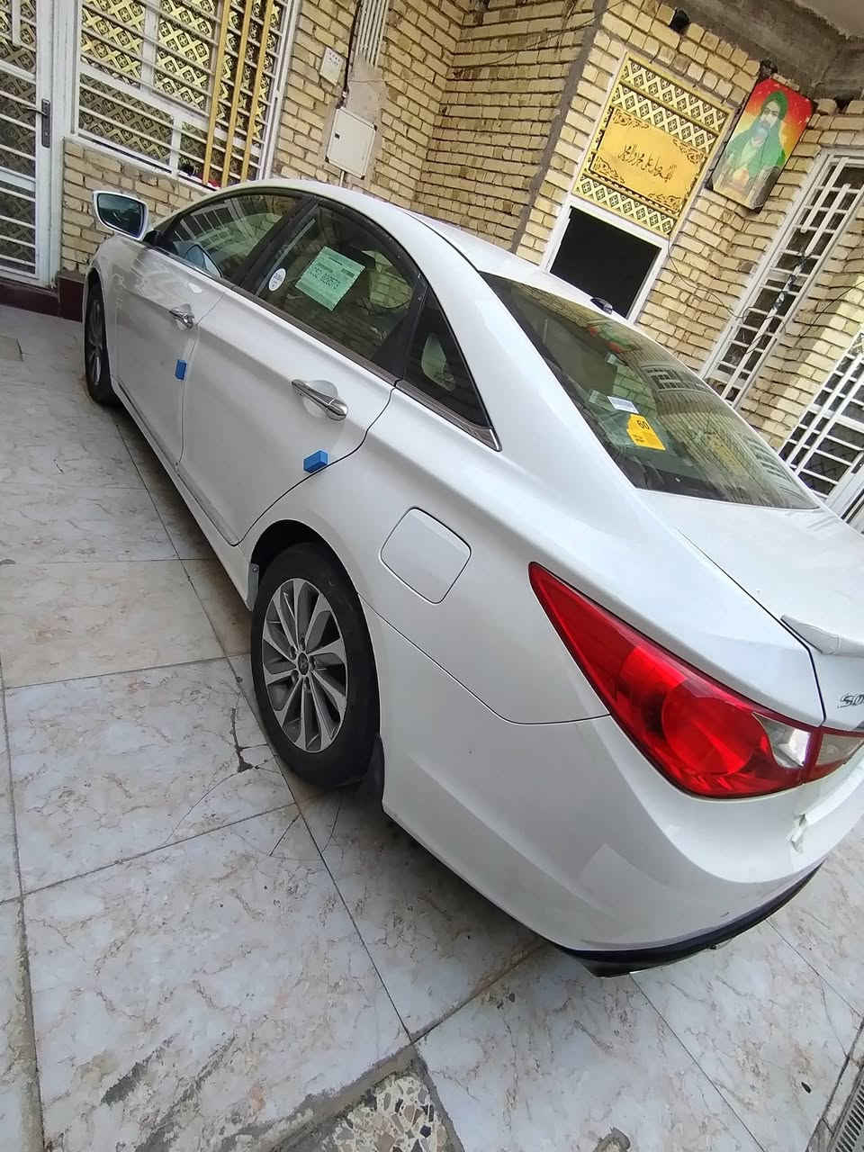 سلام عليكم سوناتا وارد خليجي موديل 15 رقم بغداد مشروع وطني تحويل ثاني يوم سياره جديد وجاهزه مابيه نقص سياره كفاله من ضربه بيه صبغ أثر شخط كلش قيل مكان سياره ميسان سعره 140 وبيه مجال ***********
