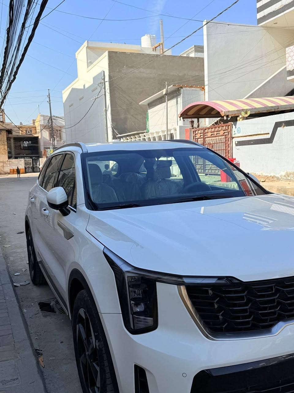 للبيع كيا سورينتو موديل 2024 – خليجي
🔹 محرك 6 سلندر
🔹 ماشيه: 60,000 كم
🔹 الويل: 19
🔹 اللون: أبيض
🔹 السياره نظيفه جدا 
🔹 السعر: 295 (بيها مجال)
📞 ***********
