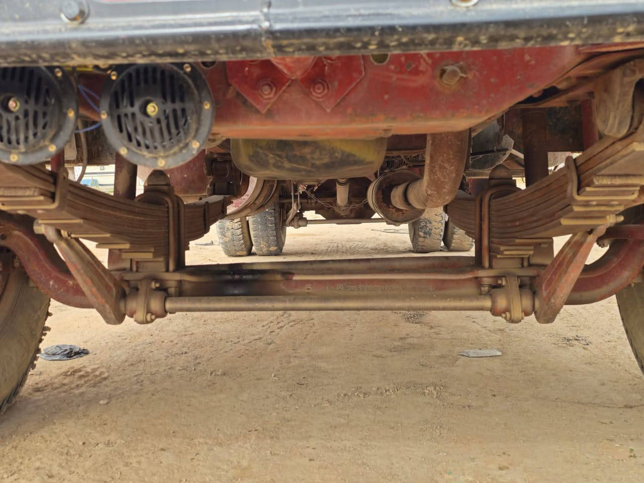 سلام عليكم ابوردين للبيع مكفوله كفاله عامه موديل 75 رقم نكليزي بغداد شاصي خام كير محرك كفاله عامه دوشمه جديدها سيار بلاديه مكان النجف سعر خاص رقم الموبايل *********** معا تحياتي الكم
