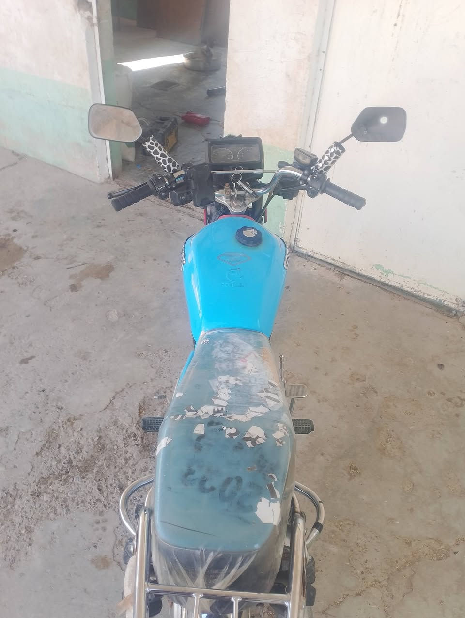 سونك للبيع شرط نضافة سلف كهربايات شقالة كلها باب اول وزن ثقيل شرط مامدود صبانة علي كلشي ماعيزوو موديل 23 السعر 525 
***********
