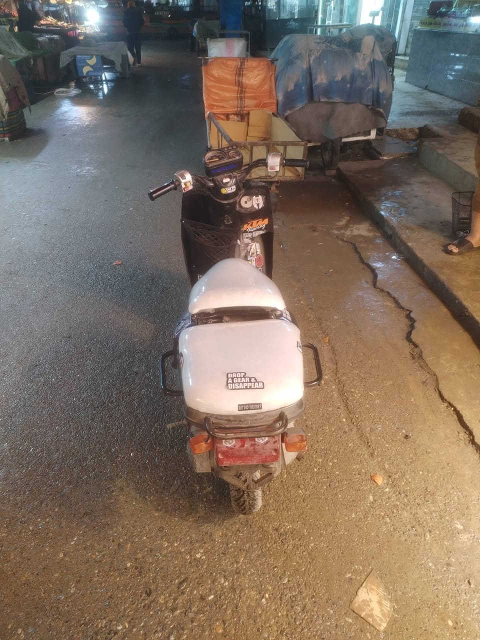 للبيع  كهربائية كلها شغاله بس السلف يشتغل ما يشغل معرف ممجرب الماطور فول سرعه ومتانه يحمل250كيلو .... *********** وتساب
