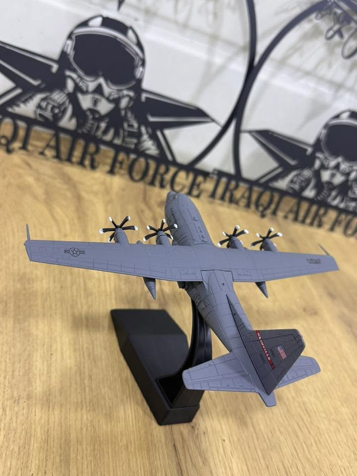مجسم طائره C130 🇺🇸
معدني 
حجم1/200
80 الف


**إذا كنت صاحب هذا الإعلان وتريد حذفه لأي سبب، رجاءا أرسل رسالة إلى الدعم الفني**