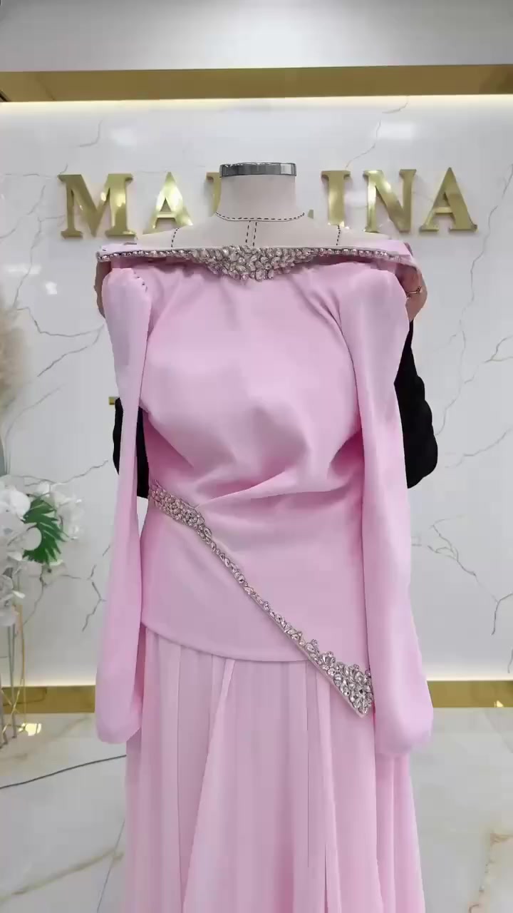 فستان خامه دابل  الايطالي 🔥🔥🔥🔥
كوالتي عالي 
السعر 45 الف 
قياس 48/46/44/42/40/38/


**إذا كنت صاحب هذا الإعلان وتريد حذفه لأي سبب، رجاءا أرسل رسالة إلى الدعم الفني**