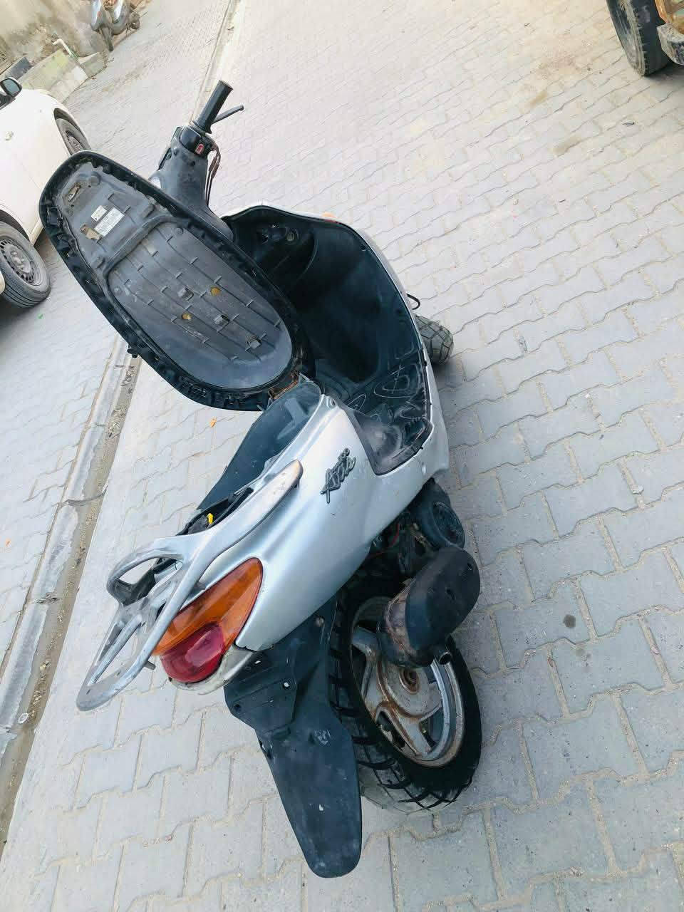 دولفين ياباني 
مفتوحه شغاله هندر واحد دراجه مرتبه مال شغل سعرهه 225مكاني رميثه رقمي***********
