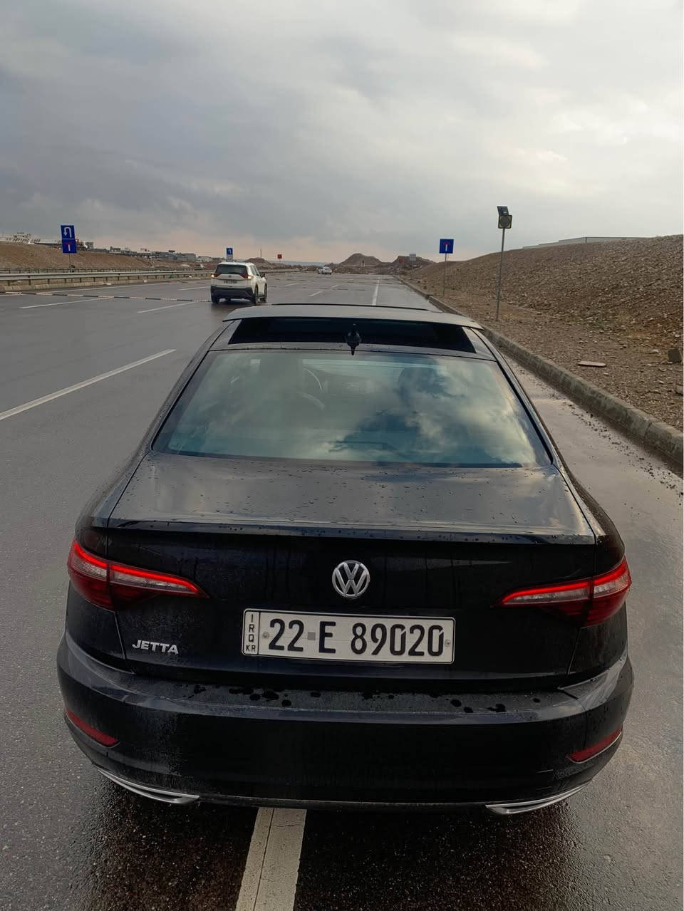 Jetta R Line 2021 
قەپات مواسەفات 
مەکینە ١٤ تۆربۆ
پانۆراما 
بەسمە
برێک بەسمە
پێشت و پشت و لایەکان رادار و حەساس 
گێچ ئەلیکترۆنی
کوشین هیتەر
کوشین جلدی ناو کرێمی
ئاوێنە رادار  
زۆر مواسەفاتی تر
١٢٠ هەزار کم رۆیشتیە
٣ پارچەی سبوغە بۆنیت و هەردوو چاملغی پێشەوە  لەگەر نیو  شانی لەی سەکنی پەمپە بێ سبوغ بێ دەعم بێ  داخلی بێ ایرباگ
گێر مەکینە بەناوکردن غەرامە هەموو شتەکی بەشەرت
سەنەوی رەقەم هەزە هەمووی نوێیە 
143 وەرەقە و مەجال
*********** واتس ئەپ أربيل, العراق
