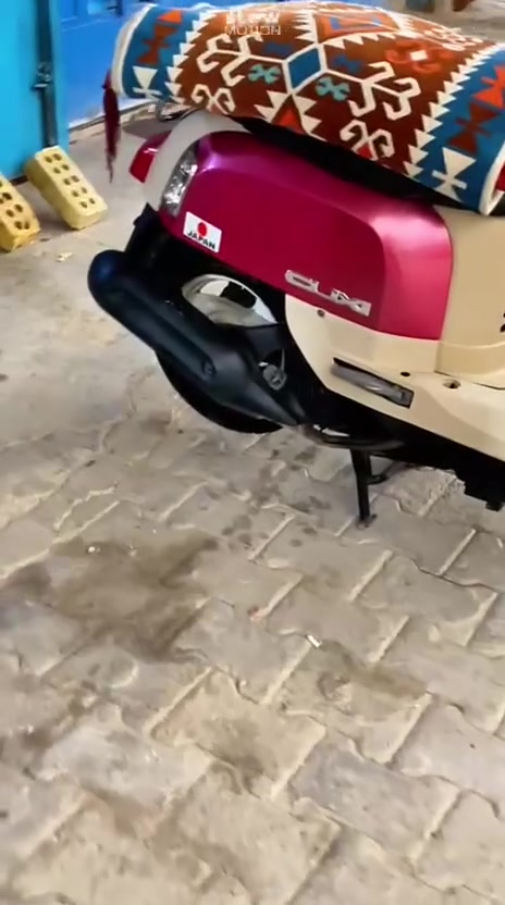 السلام عليكم ورحمة الله
للبيع داجه بوليسي الدراجه مكفوله خير من الله الدراجه كابريتر 

الون وردي  دراخل كريمي حلوه ومرتبه ماعايزها شي موديل 2008 المكان كربلاء 

متواجد فقط عل الهاتف ***********. السعر خاص
