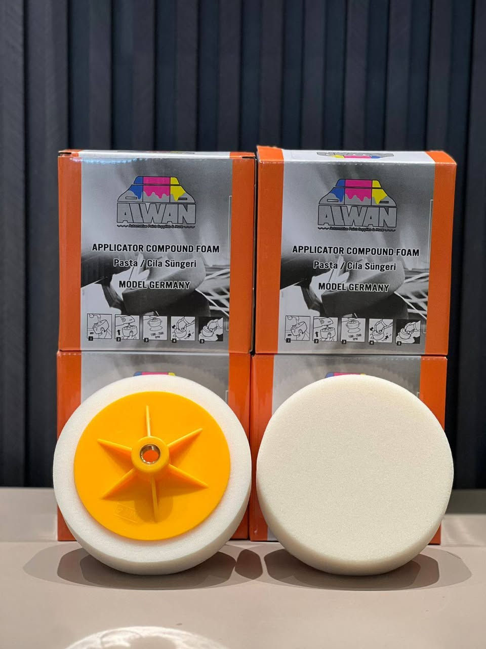 متوفر حالياً كل ما يخص مراكز العناية ب السيارت 👍 
جميع انواع المناديل ⚡
جميع انواع الاسفنج والفروات 💯
اللواسق الورقية ❄️
الشسوارات الحرارية 🇧🇪
يوجد توصيل الئ كافة محافظات العراق 🇮🇶 
للاستفسار 
***********
***********
