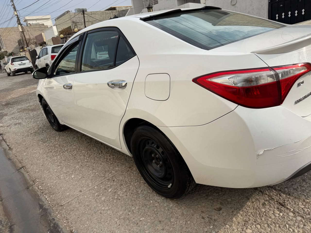 تویتا کرۆلا مۆدیل 2016مۆسەفات S
سێ گێرە سەنەوی نوییە تا 2029 بە ناوی خۆمە گێر مەکینە بەشەرت نەکراوەتە سەیارەکە 70میل رۆشتوە سەیارەکە لە هەولیرە سەیارەک زۆر جوانەو بەرچاوە ساردی نیە شوختی نیە  چوار پەرچاو دوشانی کلێرە *********** أربيل, العراق
