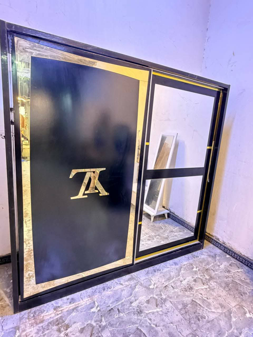 غرفة نوم مستخدمة
عدد القطع 5
سعرها 425
شد و نقل داخل بغداد مجاني


**إذا كنت صاحب هذا الإعلان وتريد حذفه لأي سبب، رجاءا أرسل رسالة إلى الدعم الفني**