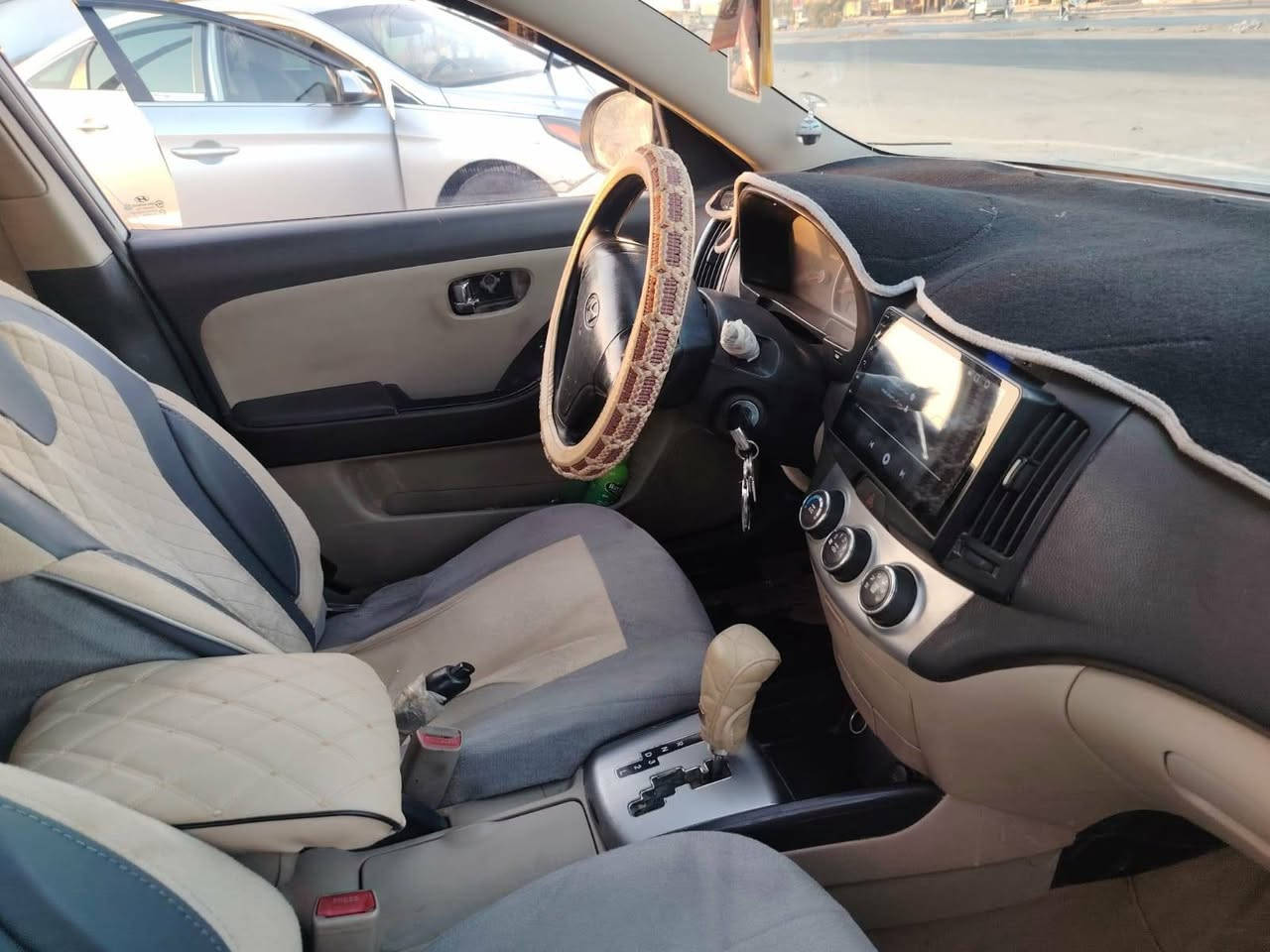 لا تدخل خاص مكلف بل نشر اتصل على الرقم
السلام عليكم اخوان سياره لنتره مديل 10   السعر ٩٥ بيه جال قليل الاستفسار اتصل ع رقم ***********
