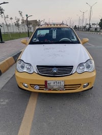 موديل ٢٠١١ • بنزين • توماتيك