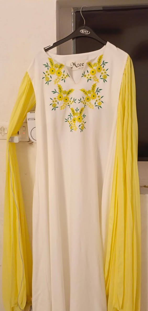 فستان وردي فخم جدا مال خطوبه ملبوس ساعتين فقط مااخذي 500 الف اريده 150 الف فستان ثاني ملبوس ساعه وحده 65 الف الوانه صيفي يجنن يرهم حته مال طلعه


**إذا كنت صاحب هذا الإعلان وتريد حذفه لأي سبب، رجاءا أرسل رسالة إلى الدعم الفني**