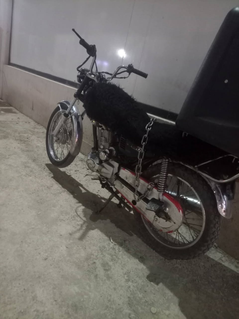 روبار موديل 2020 منفيس اصلي موجود 5 كير ناقصها بس عداد سرعه
250 قفل بدون معامله


**إذا كنت صاحب هذا الإعلان وتريد حذفه لأي سبب، رجاءا أرسل رسالة إلى الدعم الفني**