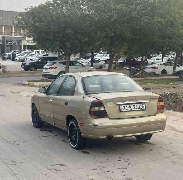 دايو لانوس موديل 2000 
رقم سليمانية رقم سنويه كله جديد 
گير توماتيك گير محرك بشرط كلش جديد 
تبريد ثلج 🥶🥶 تدفئة شغال 🧭
السياره دينار مصرف مابيها جاهزه 
السياره بدون ضربه فقط يحتاجلها صبغ جماليه 
عنوان كلار قضاء سليمانية 📍
السعر 42 وبيها مجال للطيبين 💵💸
الهاتف *********** كالار, السليمانية
