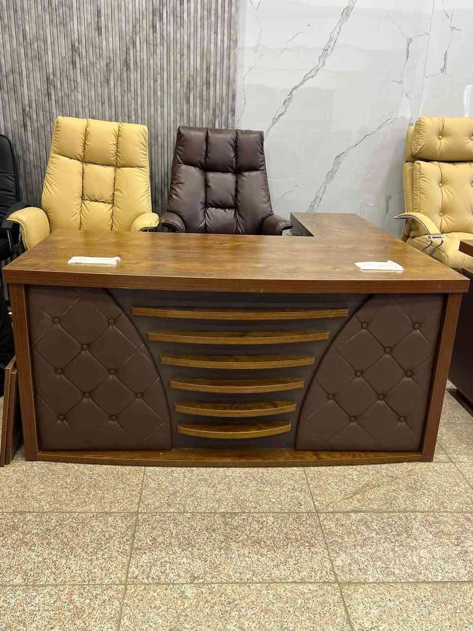 سعر الميز ١٦٠ الف
قياس الميز ١٤٠ سم
للاستفسار ***********
