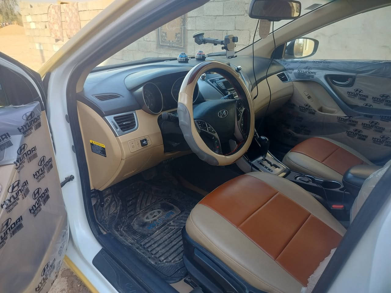 سلام عليكم من رخصة الادمن المحترم النترا موديل 13 وارد امريكي ضررها بونيد وجاملغ جاهزة على آخر حبايه من كلشي منظومة غاز وتخم تاير جديد وتبريد وتدفئه محرك وكير خير من الله حجم المحرك 2000 دوش اتصل واني خادم للجميع السعر 96 وبيها مجال بسيط للطيبين ***********
