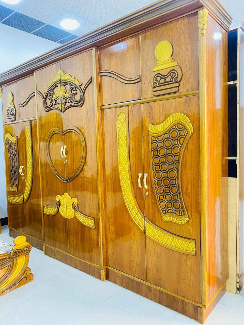 غرفه نوم عراقي جديده طك حطاطه شرط  ***********
