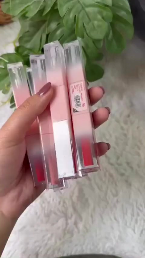 💕 شوفوا الجمال بنفسكم
💄 ألوان تجنن للبنات الرايقات
😍 أي لون عجبكم؟ألوان ثابتة ولمعة خطيرة
💌 لطلب راسلونا التوصيل متوفر لجميع الولايات 🚚#makeup #algeria


**إذا كنت صاحب هذا الإعلان وتريد حذفه لأي سبب، رجاءا أرسل رسالة إلى الدعم الفني**