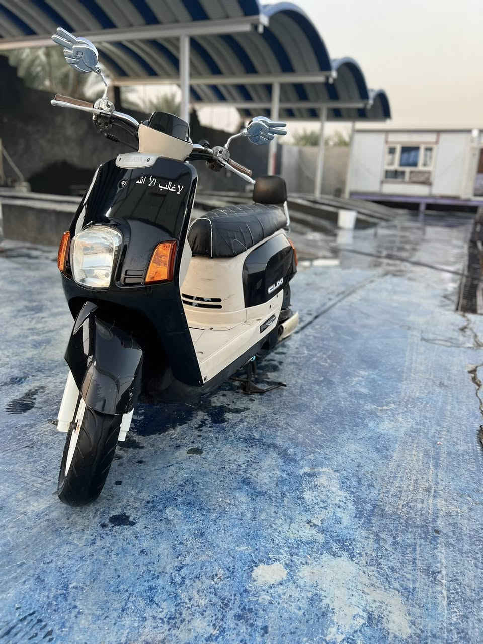 بوليس لبيع كفاله عامه ختم واحد وياه مكينه
اي نقص ما بيه سعر خاص مكاني حله 
***********
