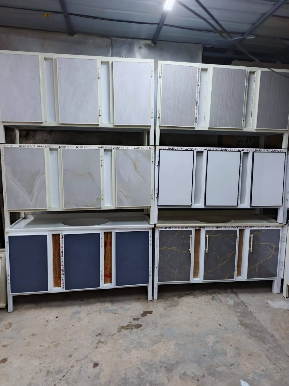 تم وصول سنكات مرمر الثقيل شقل بنل درجه أوله بلاش بسعر ١٥٠ القياس متر ونص العنوان حيانيه اول الاين شارع القائد الاستفسار*********** يوجد توصيل داخل البصره فقط
