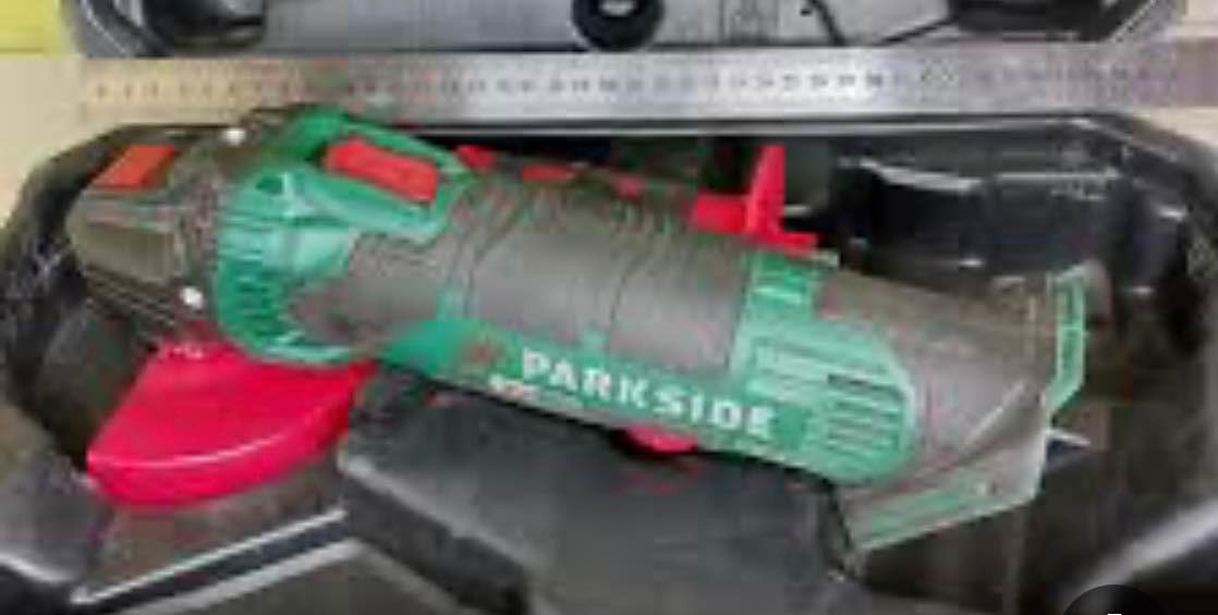 کوسه ره ی شه حن مارکه ی بارکساید
20 volt
ئه سلی و به شه رت فه حس 
گه یاندن بو ناو هه ولیر أربيل, العراق


**إذا كنت صاحب هذا الإعلان وتريد حذفه لأي سبب، رجاءا أرسل رسالة إلى الدعم الفني**