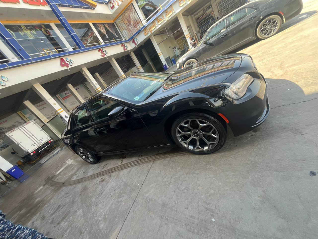 سلام عليكم كرايسلر اس موديل 2018 اصل رقم شمالي كفاله عامه سياره استخدام شخصي عنوان سياره البصره سعر 245 قفل رقم ***********
