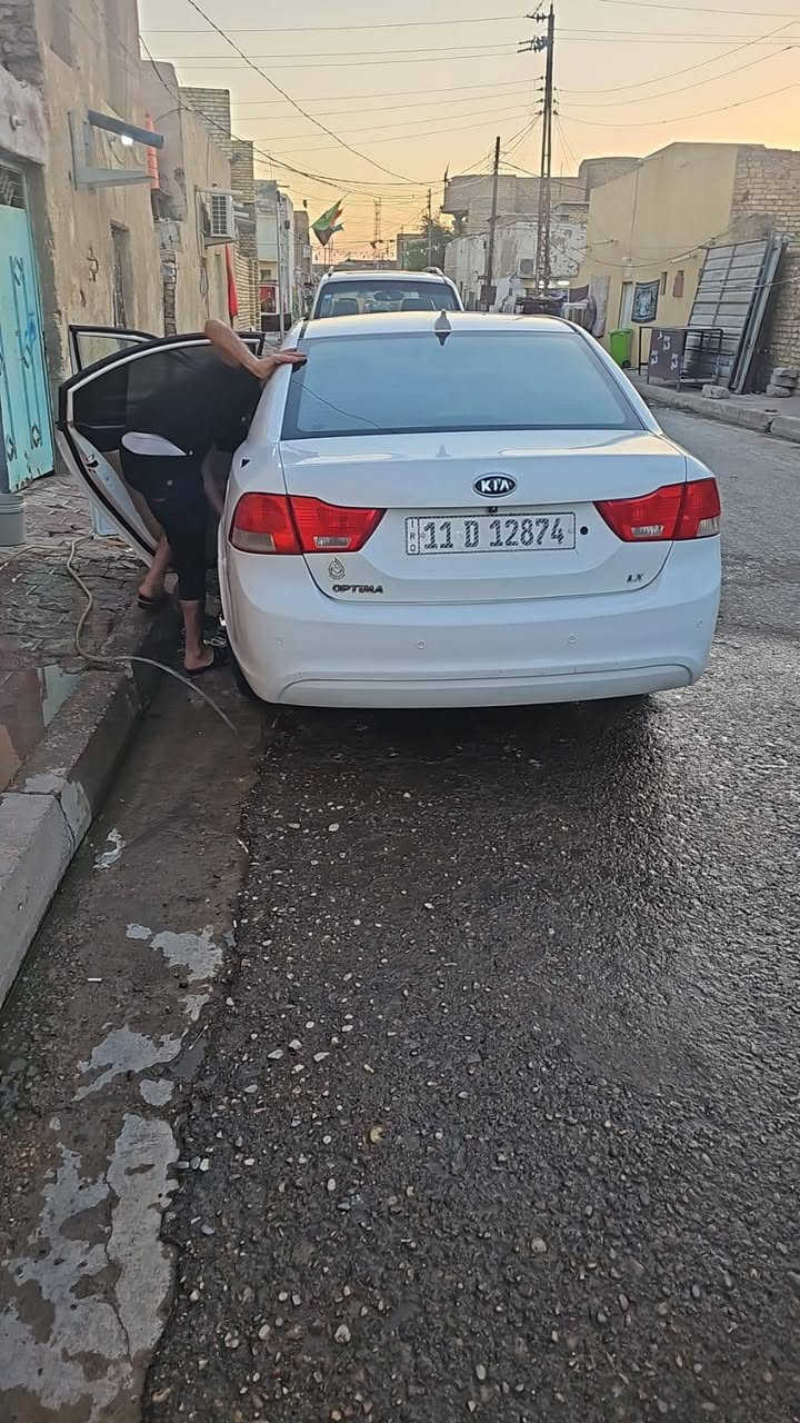 السلام عليكم
كيا اوبتيما 9 خليجي 
محرك 2000
تبريد كهربائيات خير من الله 
رقم بغداد نكليزي 
السونر بالمنشور أقره زين 
السعر 78 
السياره بالكوت 
***********
