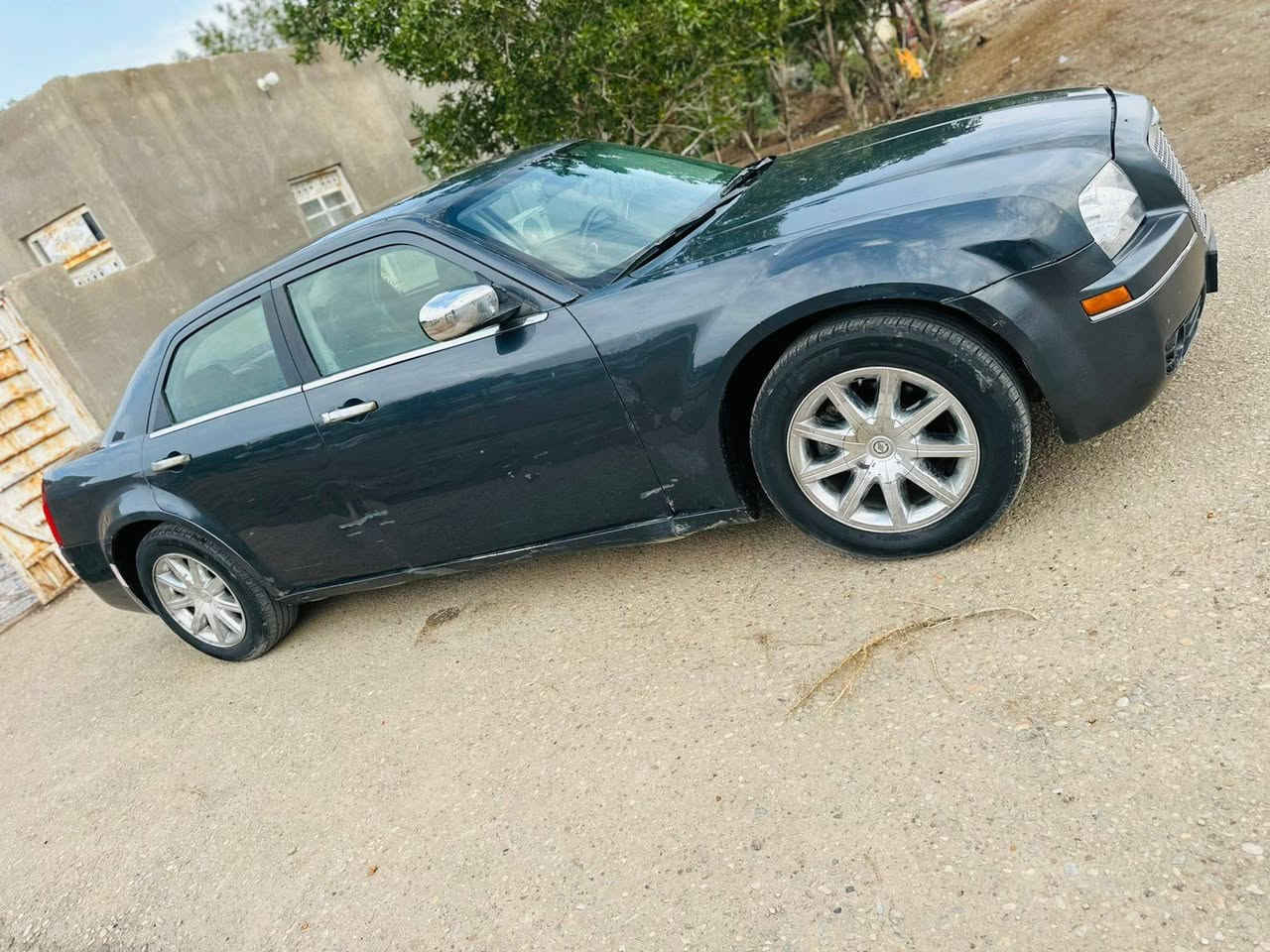 سلام عليكم لبيع اوبامه موديل 2007رقم بغداد إنكليزي السياره كفاله من الضربه والصبغ وتبديل اليساره جاهزة لخير مكينه 3500مكفوله لاتبخير ولا تنقيص اكسن جديد حداديه جديده تخم تايرات جدد مكان السياره ميسان السعر 88والشراي يتصل***********/***********
