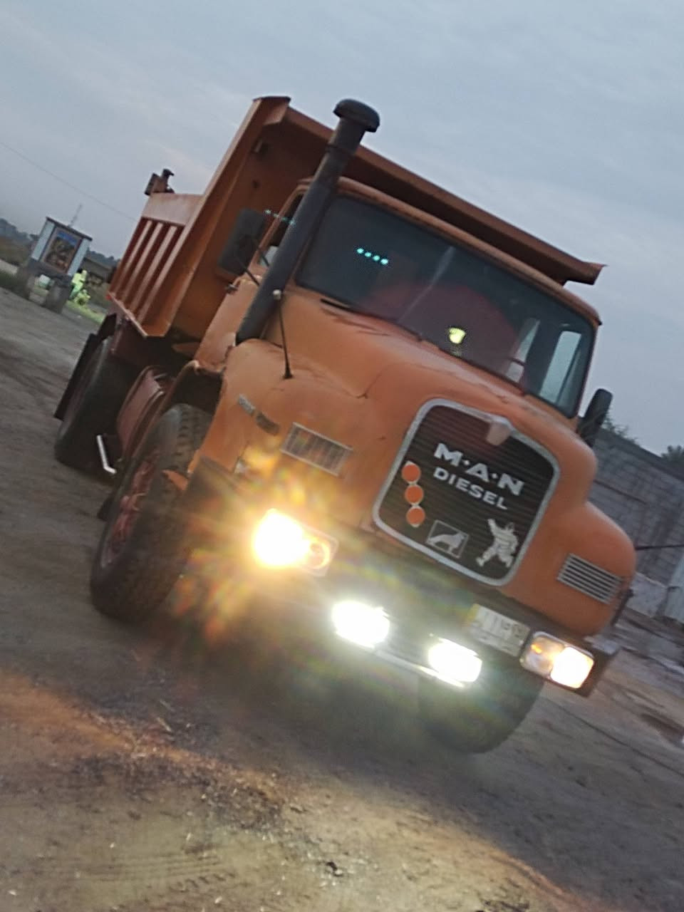 السلام عليكم مان موديل 1982
مكينه كير خير من الله
شاصي مكفول
بدي جديد
رقم ***********
رقم***********
العنوان بغداد الشعله منطقه ابراهيم بن علي
السعر 16ونص
