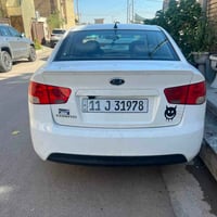سيراتو موديل ٢٠٠٩ مابيه فقط بالداعاميه على شبرين او ٣ سياره بسمي رقم د...