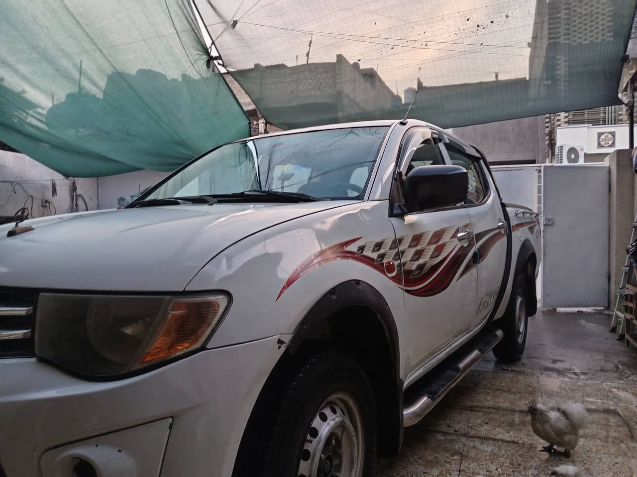 السلام عليكم متاح سيارة ميتسوبيشي L200 موديل 2008كير ومحرك فيفيتي اوتو فور ويل مكانب بغداد مدينة صدر باقي التفاصيل ***********
