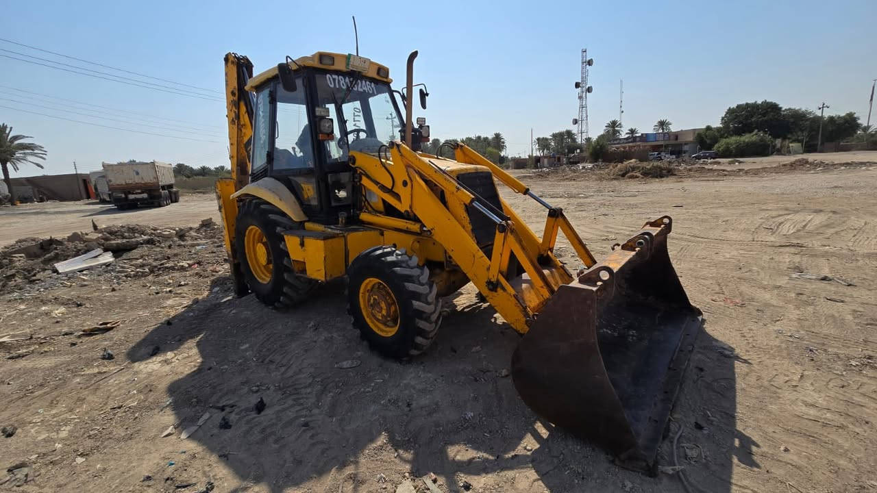حفار  جي سي بي جاهزه للعمل موديل 1997 سنويه لل26 المكان واسط النعمانية   السعر120. 
‭٠٧٨٠ ١١٣ ٤٩٥٩‬
