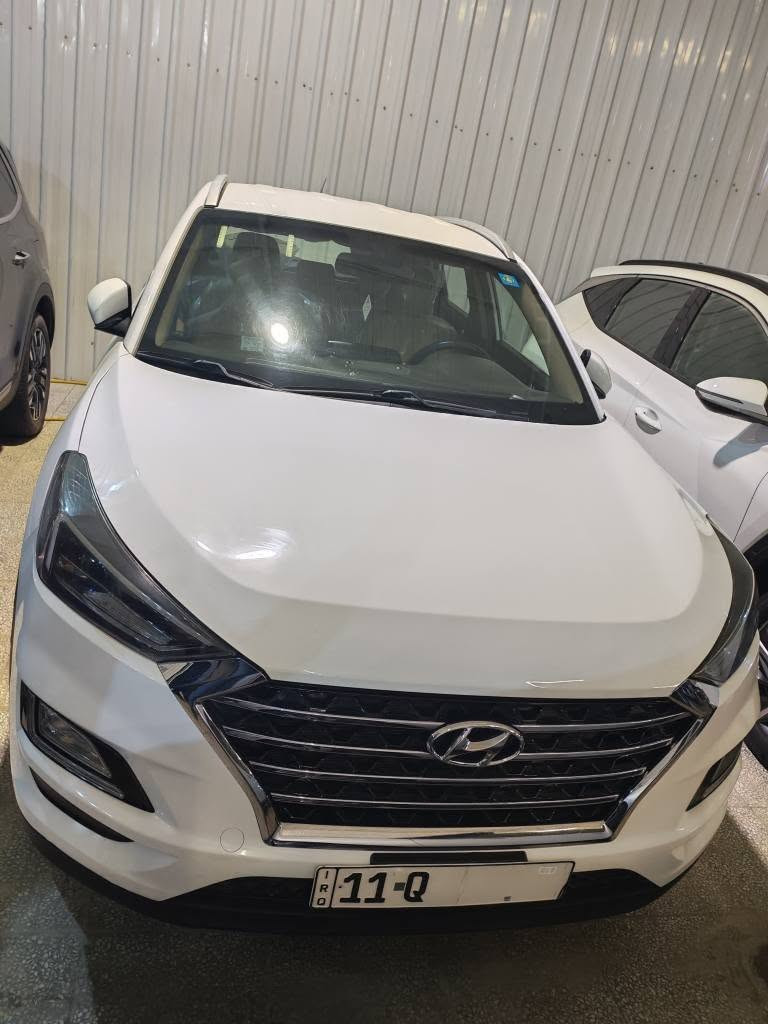 للبيع هونداي توسان موديل 2019رقم بغداد دولي باسمنا فول مواصفات شركة الكاصد ماشيه 120 الف السعر 193 وبيها مجال بسيط مكانه نجف للاستفسار اتصل *********** مواصفاتها 
بصمه تشغيل 
كشنات جلد
كشنين كهربائي
حساس امامي خلفي 
لايت لكزز 5 عدسات
كامره وشاشه 
خمسة ويل كب 
سايد بريك بلرجل وبعد بيها مواصفات اخرى النجف, العراق
