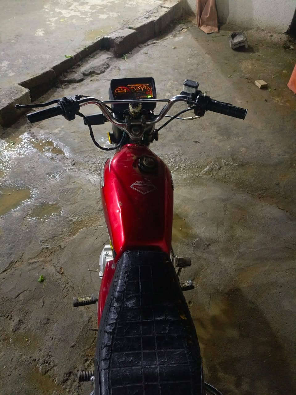 ايراني للبيع بيه خيط تبخير  بيع او مراوس  مكاني بغداد


**إذا كنت صاحب هذا الإعلان وتريد حذفه لأي سبب، رجاءا أرسل رسالة إلى الدعم الفني**