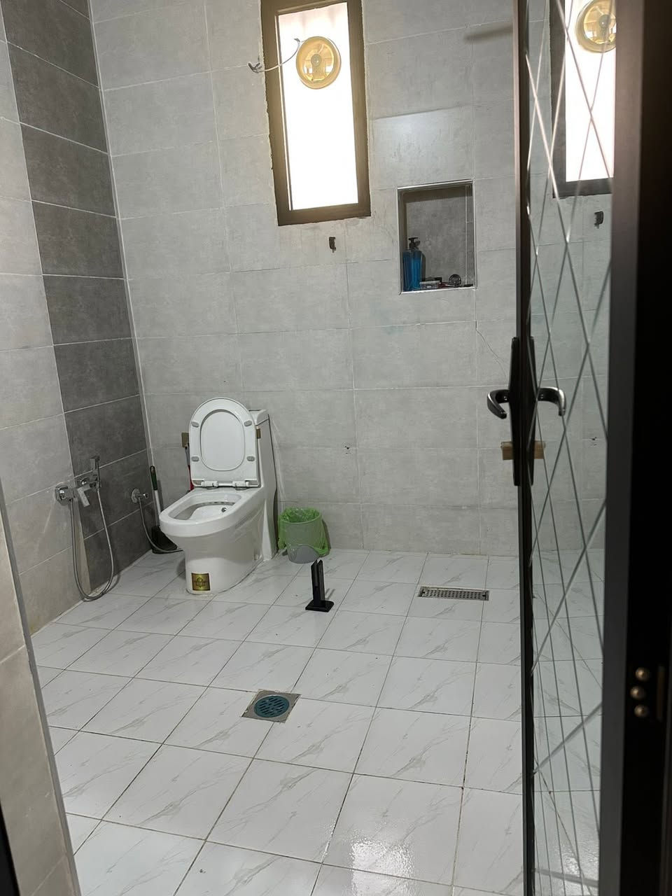 مزرعة للإيجار اليومي 🏡🌳

📍 الموقع: بغداد – يوسفيه 

✔️ أجواء هادئة ومناسبة للعوائل

✔️ مساحة واسعة وخدمات متوفرة

✔️ مثالية للراحة والونسة

📌 للحجز والاستفسار يرجى الاتصال أو المراسلة على واتساب: 

 📞 ***********

 موثق في تطبيق اجرلي لسياحة المزارع في العراق 🇮🇶
