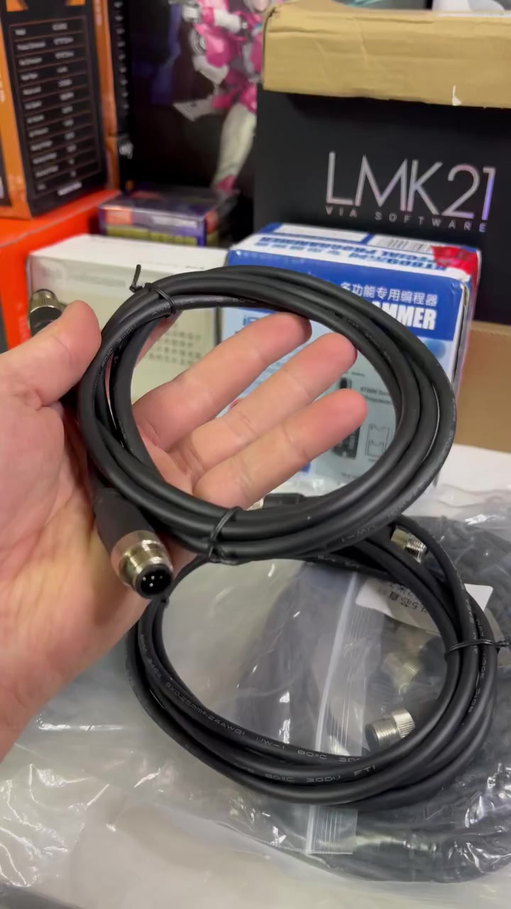 كيبلات بهذا الشكل 8 قطع كتبولنه سعر


**إذا كنت صاحب هذا الإعلان وتريد حذفه لأي سبب، رجاءا أرسل رسالة إلى الدعم الفني**