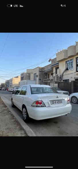 السلام عليكم 
لانسر موديل ٢٠١١
مكينه ١٥٠٠
سياره جاهزه تخم تاير باتري جديد بلكات بدلتهن جدد
عبوه كامله فيت بم
مسطره نوزل جديد اني جناي واحب الجديد والسونار موضح
