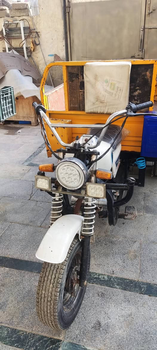 سلام عليكم ستوته
البيع دايون 2015 اوراق ستوته كامله غراض كله جدبد
مكان الجبايش
رقمي ***********
 سعر 1/500
