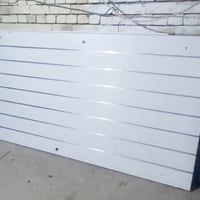 لوحات عرض للبيع عدد 3 /المكان سوق العبيدي الاتصال على الرقم 0771106845...