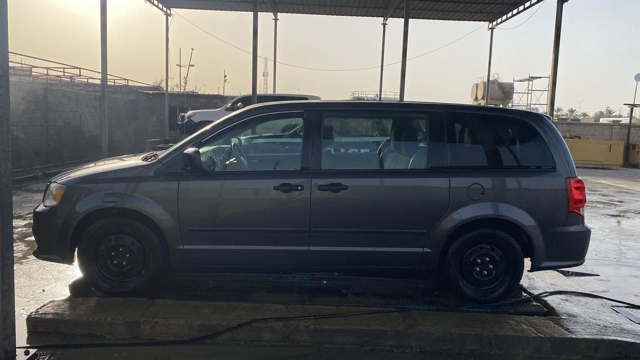 دوج كرفان 2016 للبيع 130$
السلام عليكم كرفان 16 للبيع فقط
رقم دهوك مكاني بغداد 
اي استفسار عالرقم
***********
