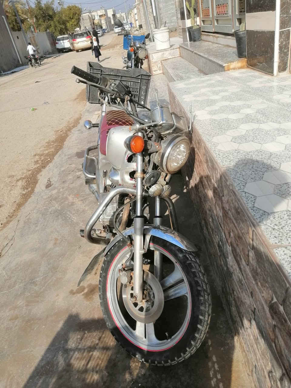 للبيع شغال نكره سلف لاتبخير ولاتنقيص كامل مكمل نكره سلف لي يريده يجي خاص او يتصل على رقم ***********
