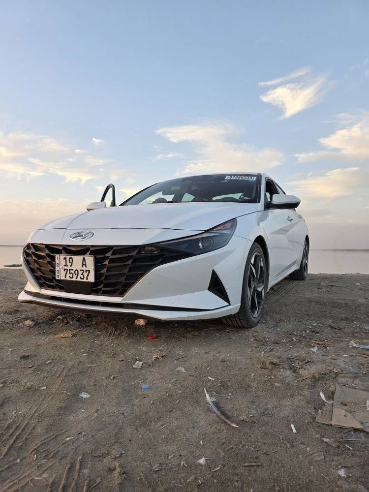 السياره حادثه قطعه وحده فقط الجاملغ الوره مصلح ومصبوغ فقط بدون ايرباك الباقي كفاله عامه
فول مواصفات عده الفتحه شنو بالك مواصفات بيهه
محرك كير حداديه كله شركه 
تخم تاير جديد وباتري جديد سياره جاهزه وخير من الله 
تواصل ***********
عنوان السياره كربلاء 
تفاصيل كلشي ذاكر بالمنشور مو شراي لتخابر كربلاء, العراق
