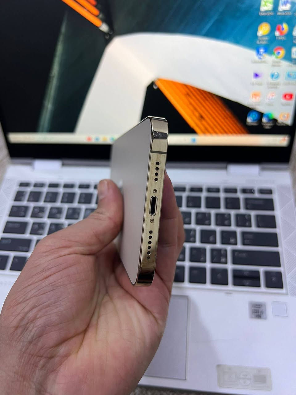 #ايفون 13 برو ماكس
ذاكرة128 /بطارية 88% / تك سيم / نموذج M نورمال.        ((دبل سيم))
 مايعبر هوى
#سعره 645 الف
مكاني موصل
***********
‭0789 075 3347‬
