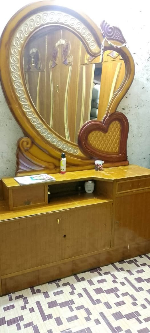 ملحقات غرفه مستعمل ٥٠ وبيهن مجال


**إذا كنت صاحب هذا الإعلان وتريد حذفه لأي سبب، رجاءا أرسل رسالة إلى الدعم الفني**